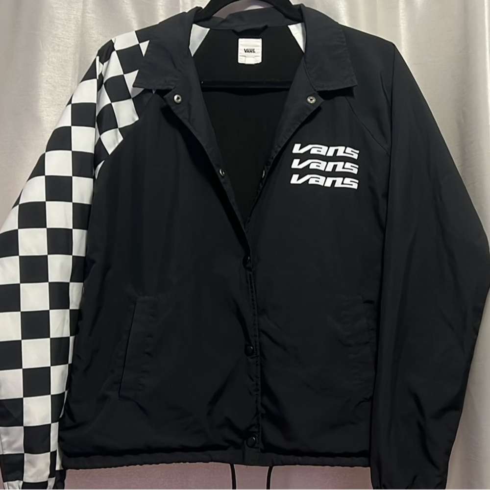 Barley worn in perfect condition no rips or discolouration